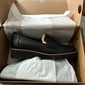 NEW Vionic Cheryl II Loafers
